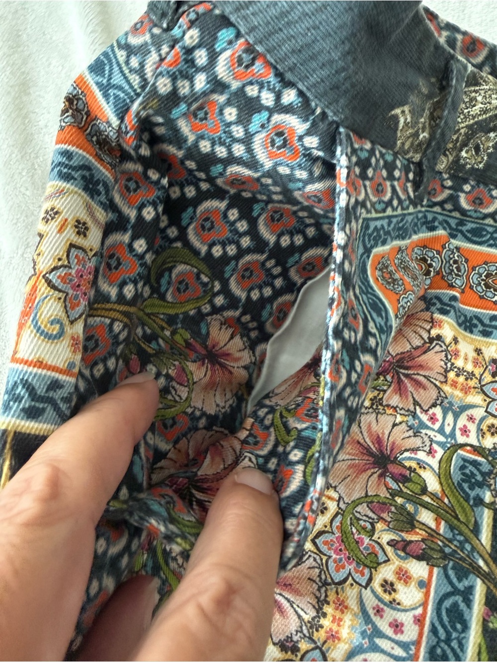 Johnny Was floral and paisley print straight-leg pants Size 6 D96 - Picture 5 of 8